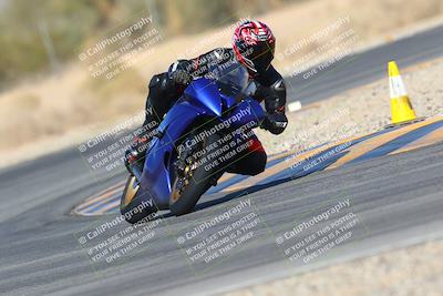 media/Jan-14-2024-SoCal Trackdays (Sun) [[2e55ec21a6]]/Turn 6 (125pm)/